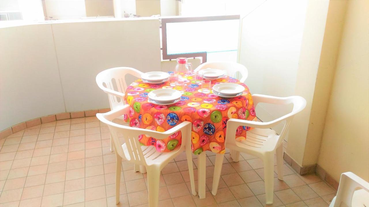 Green Holiday Wohnung Mit Schwimmbad Bibione Buitenkant foto